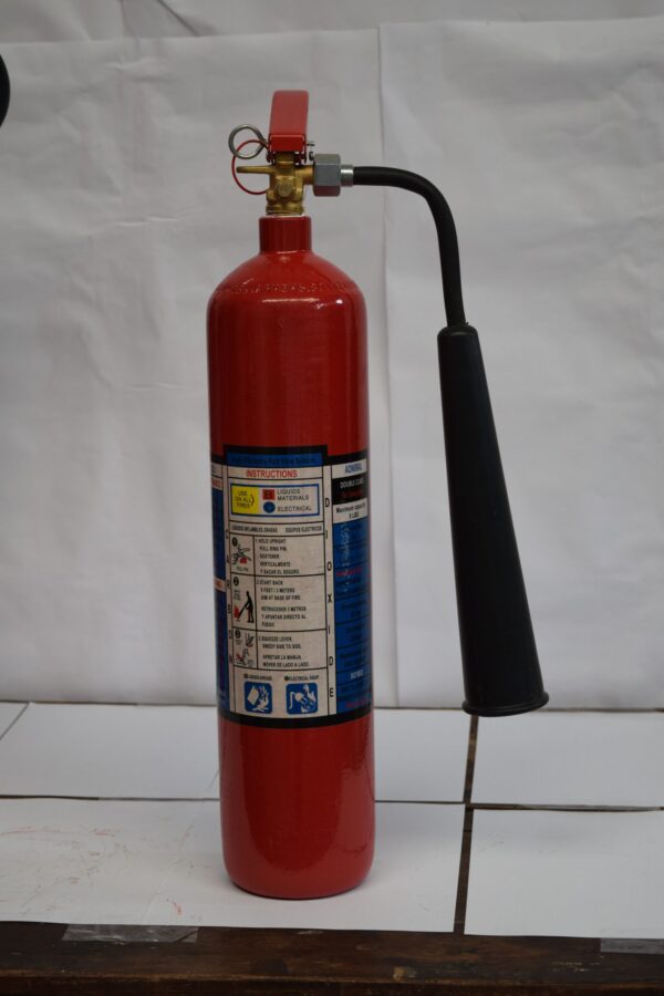 Extintor de CO2 - Imagen 2