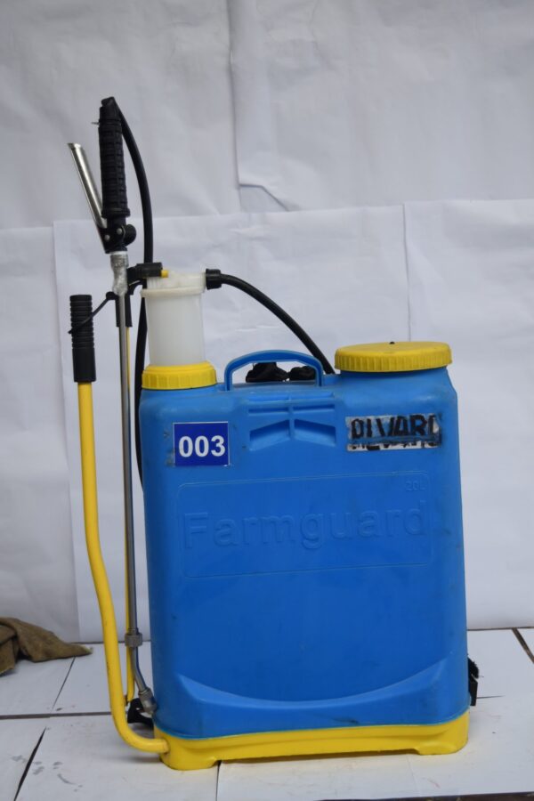 Bomba manual azul farmguard - Imagen 2
